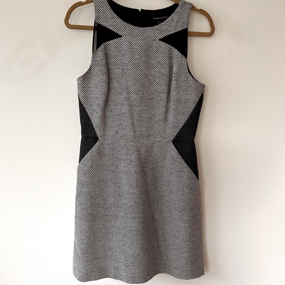 Banana Republic Black and White Tweed Shift Dress